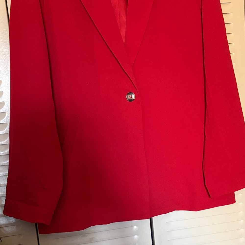 Doe & Rae Vibrant Red Blazer - Picture 3 of 5